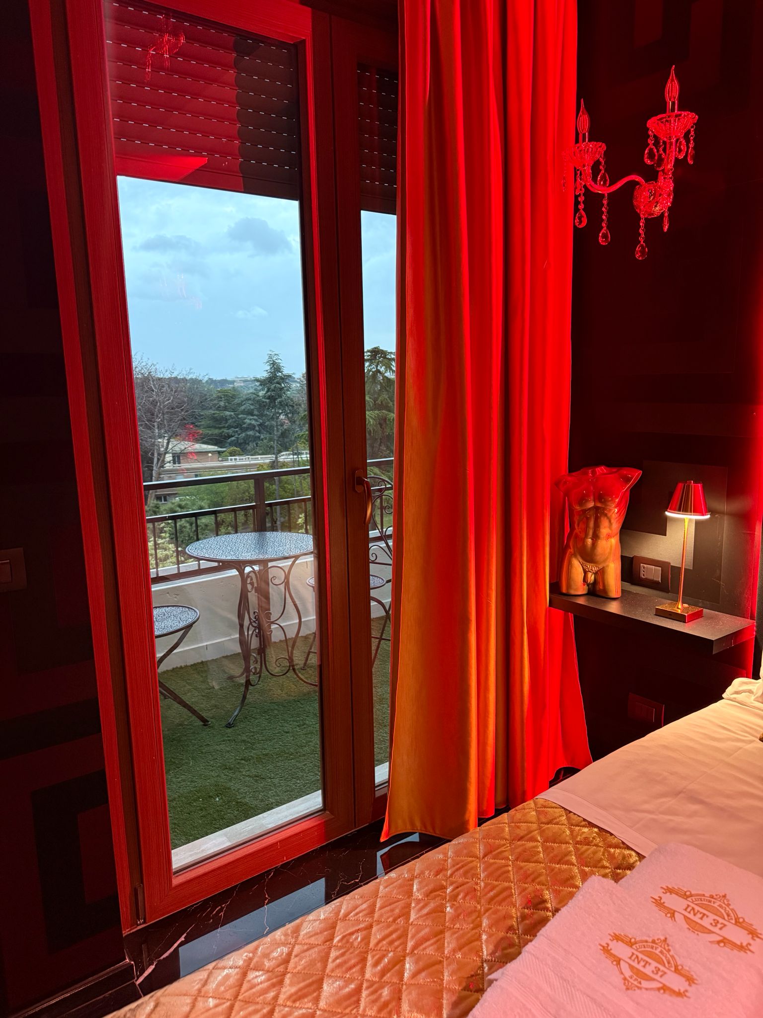 Suite Gold