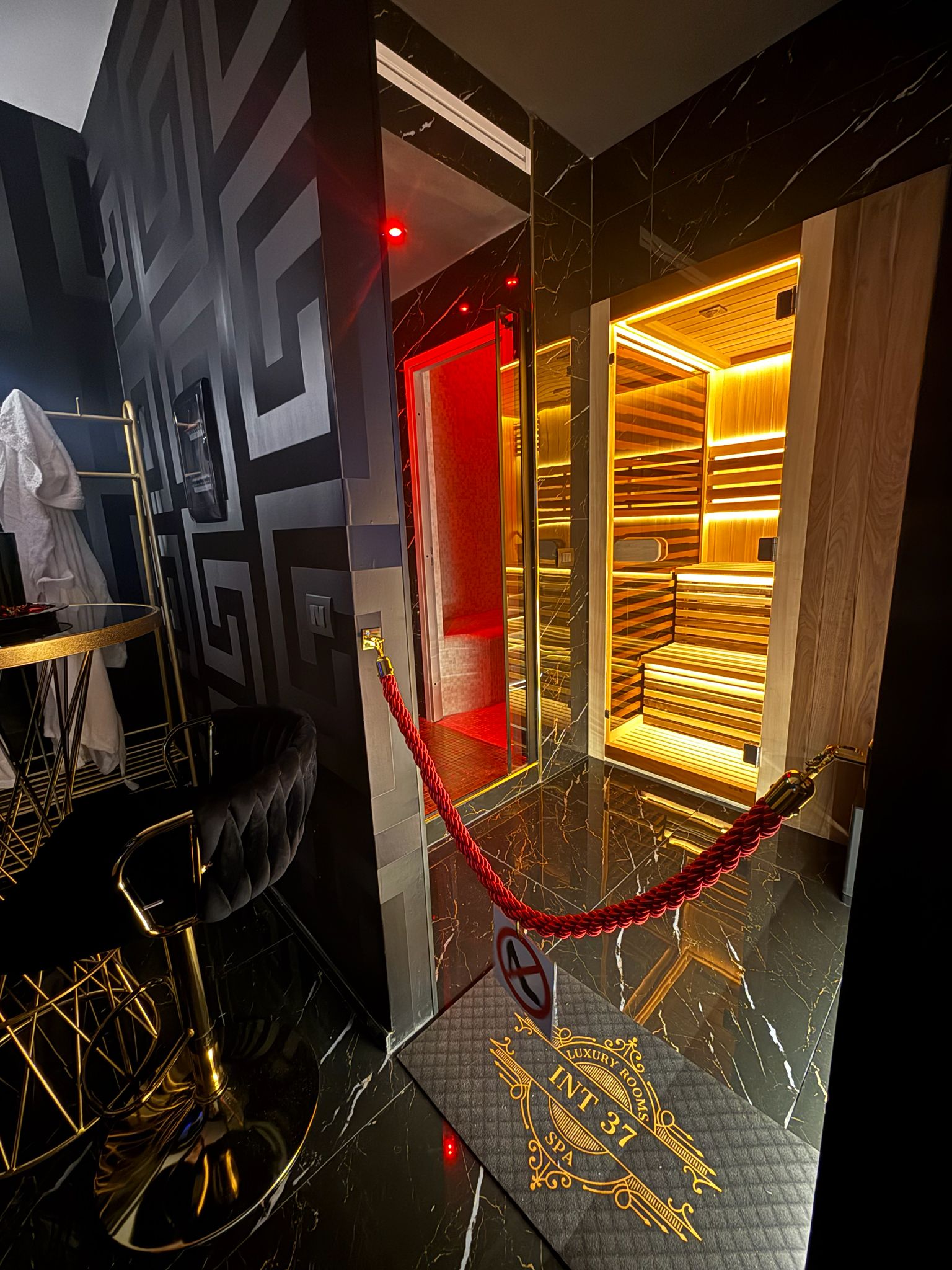 Suite Gold